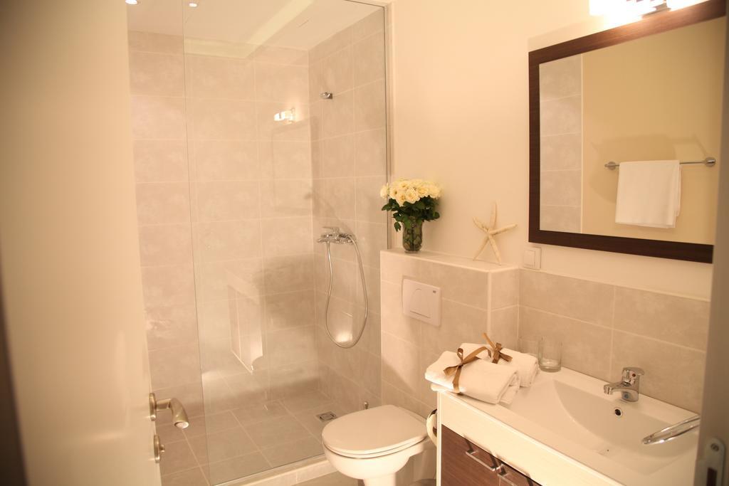 Bed&Breakfast Kod Smilje Belgrado Buitenkant foto