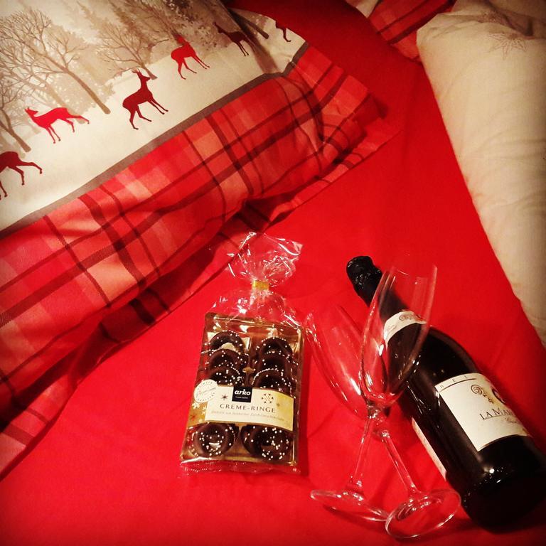 Bed&Breakfast Kod Smilje Belgrado Buitenkant foto