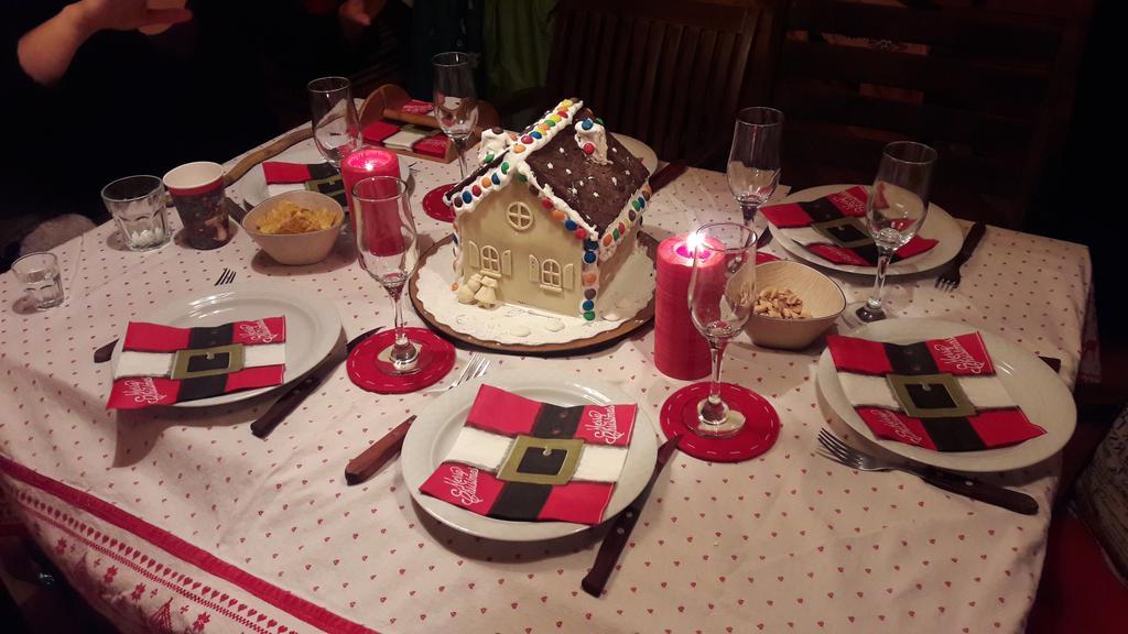 Bed&Breakfast Kod Smilje Belgrado Buitenkant foto